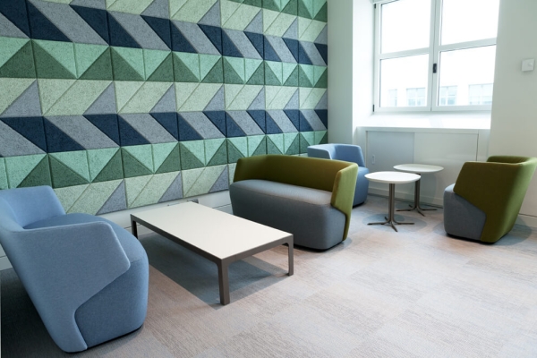 Sillones dos plazas para restaurantes y hoteles EMBRACE