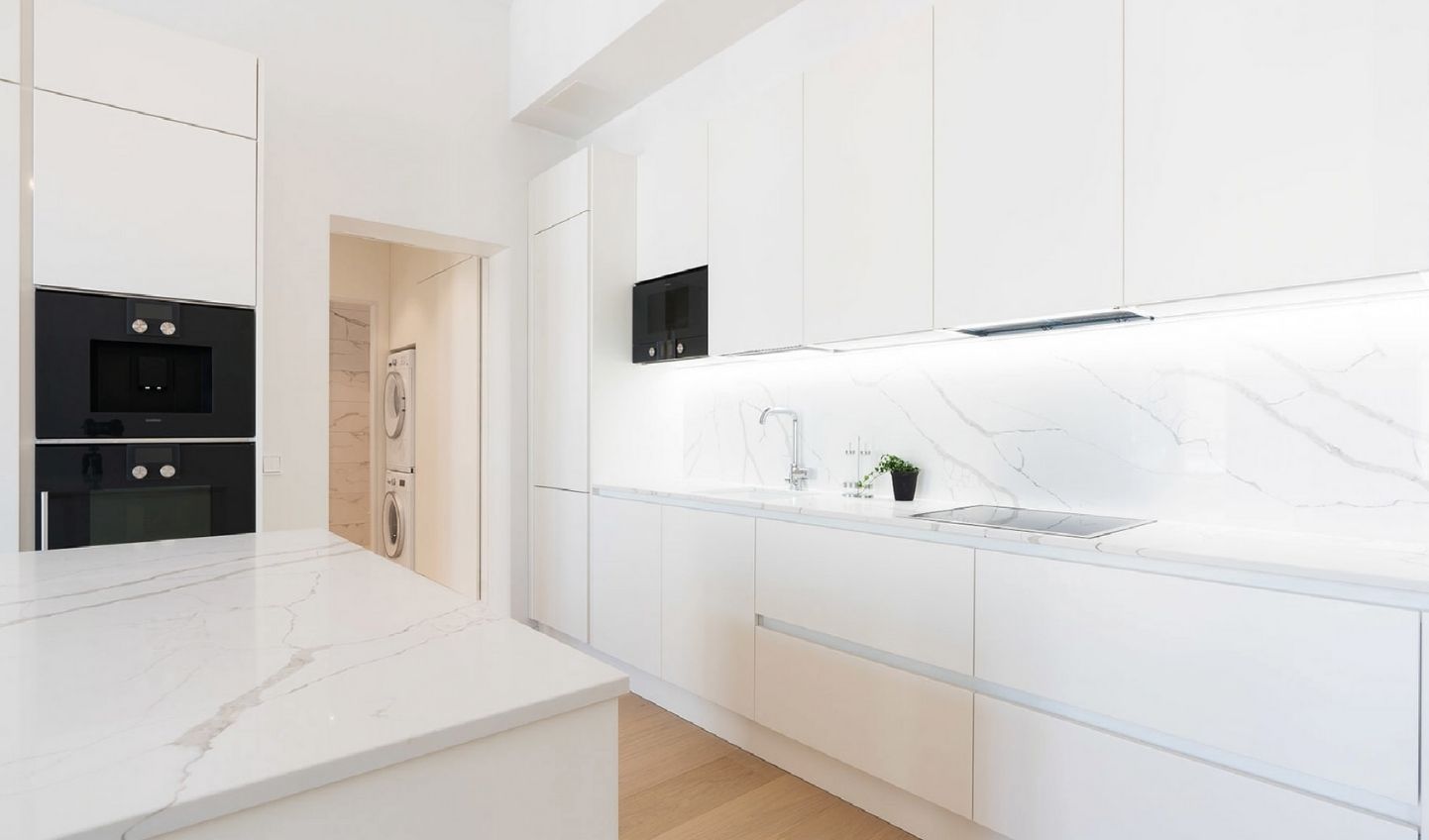 COCINA BLANCA INSTALACIÓN INSTALACIONES COCINAS ESTEL